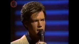 Randy Travis – 1982 – Music Video
