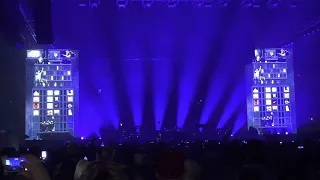 Paul McCartney Intro (live)