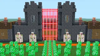 Minecraft Battle: CREEPERS ATTACKED A SUPER DEFENDED VILLAGE HOUSE! Animation
