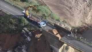 Cyclone Cleopatra causes bridge to collapse in Sardinia