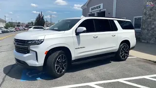 2023 Chevrolet Suburban Interior and Exterior Walkaround