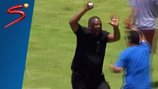 Classic crowd catch and reaction