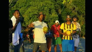 Nixo feat Patsaou Bouteille (clip officiel) By The One Futur