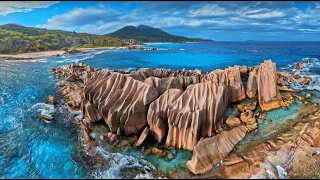 SEYCHELLES, Grand Anse, La Digue: Amazing Planet (4K) 2022