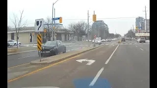 Авария.Когда смотришь в телефон... Accident.Toronto. Bathurst and Rockford 05/01/2019