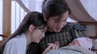 The female lead has a difficult childbirth, and they finally has a daughter