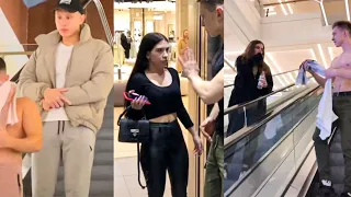 ✅NAKED GUY ENTERS ELEVATOR - GIRLS REACTION TO BODYBUILDER