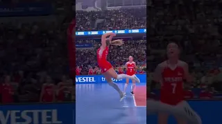 Ebrar Karakurt | Voleybol Milletler Ligi