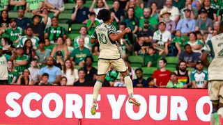 GOLAZO | Evander scores a stylish free kick against Austin