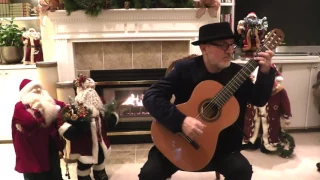 Angels We Have Heard on High - Michael Lucarelli, classical guitar (Christmas)