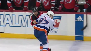 Anders Lee Drops The Gloves With Brendan Smith