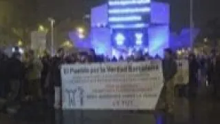 Anti-vaccine, COVID-19 deniers march in Barcelona