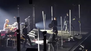 Queens of the Stone Age - Millionaire / No One Knows - London O2 Arena - 21 November 2017