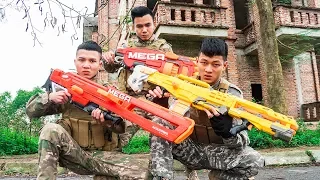 Battle Nerf War: Warrior Man Use Nerf Guns & Blue Police WWE With Robbers Group