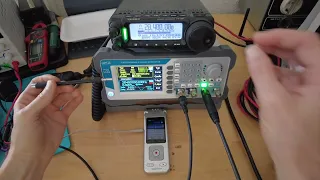 Signalgenerator sendet auf 10m Amateurfunk.