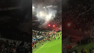 Supporter Galatasaray vs OM échange de fumigènes