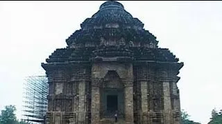 Seven Wonders of India: The land of temples, tigers and beaches (Aired: March 2000)