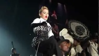 Madonna COIMBRA 2012 - Vogue FRONT ROW (HD) - MDNA Tour Portugal