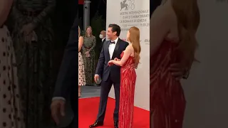 Jessica Chastain Reaction Oscar Isaac Was Late For Viff 2021❤️ #shorts