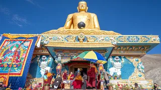 Далай лама. Краткое учение у статуи Будды в Стоке (Ладак)