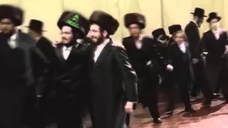 Muslim vs Jewish Dance Off 1