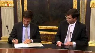 Premier Rutte krijgt sleutel torentje