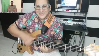 MACHACALO CHALLENGE BASS COVER