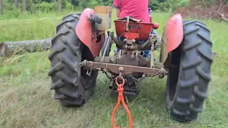 Sawlogs, tractor and a surprise at the end