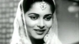 Sharma Ke Agar Yun Pardanashi - Waheeda Rehman, Chaudhavin Ka Chand Song