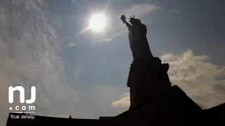 Solar eclipse 2017 time-lapse from the Statue of Liberty