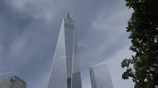 Metsola visita il memoriale dell'11 settembre a New York