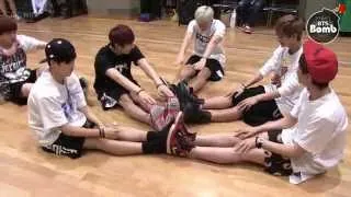 [BANGTAN BOMB] BTS stretching Time - BTS (방탄소년단)