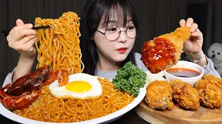 INDOMIE MI GORENG & FRIED CHICKEN🍜🍗MUKBANG ASMR