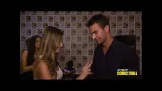 Divergent Cast - Funny Interviews (SDCC 2013)