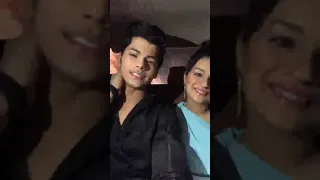 Siddharth Nigam Full Live Video With Avneet Kaur