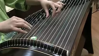 Guzheng: "Spring River Flower Moon Night" 古筝 - 春江花月夜