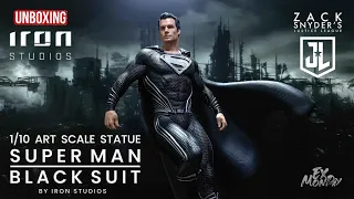 SUPERMAN BLACK SUIT by IRON STUDIOS  - Zack Snyder's Justice League Superman Henry Cavill Statue