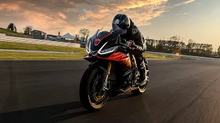 New Aprilia RSV4 | Pure action & sound! Feat. Max Biaggi 🚀