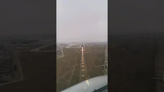 COCKPIT VIEW LANDING