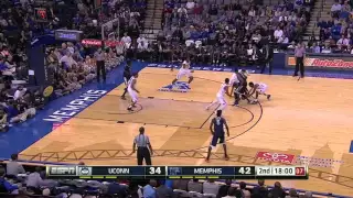Markel Crawford With Three Dunks For Memphis