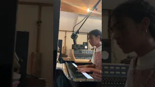 Olivia Dean - The Hardest Part (Acoustic)