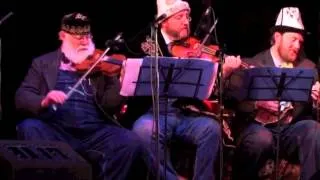 Ustatshakirt and Red State Ramblers: Jol jürüsh (On the Road) - Boatman