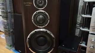 Trio KA-1100 against Trio KA-2200 and Onkyo D-77XG(2)