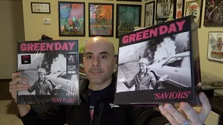 Green Day 'Saviors' Vinyl & CD Box - Unboxing