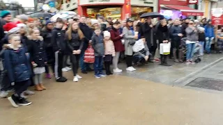 AMAZING CROWD ON GRAFTON ST DUBLIN