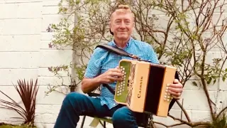 Irish Jig: THE CHERRY BLOSSOM on button accordion (in F)