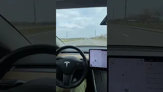 Как включить автопилот в Tesla