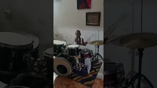 Steph Curry/LeBron/MJ of Drummers - best 4yr old Drummer.