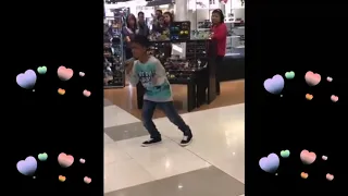 Viral kids singing in the mall, mapapalingon ka talaga😍😍
