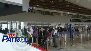 Ilang pasahero nalito sa balasahan ng terminal sa NAIA | TV Patrol